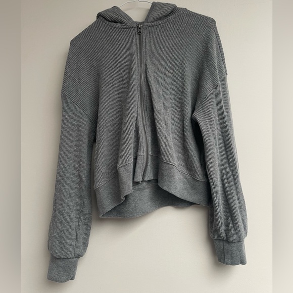 Abercrombie and Finch waffle sweater size small - Picture 2 of 7